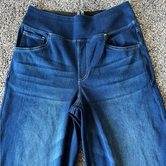 Halara Flex High Waisted Wide Leg Washed Jeans Dark Blue Size Small - Picture 10 of 15